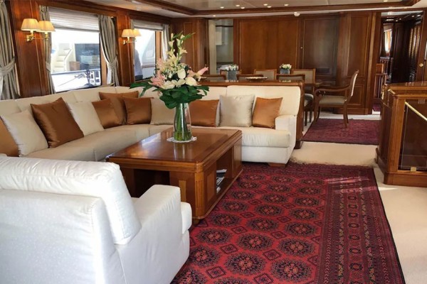 2010 Benetti Tradition 100