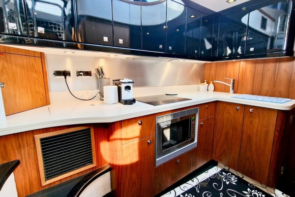2010 Sunseeker Manhattan 52