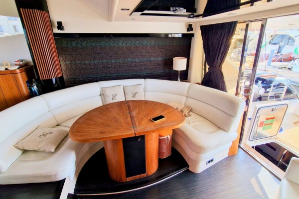 2010 Sunseeker Manhattan 52