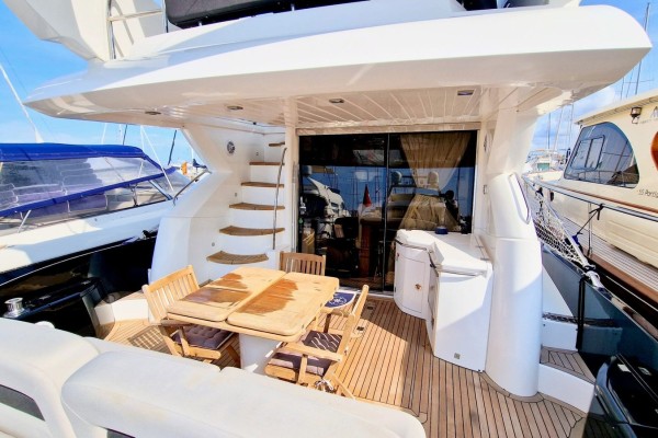 2010 Sunseeker Manhattan 52
