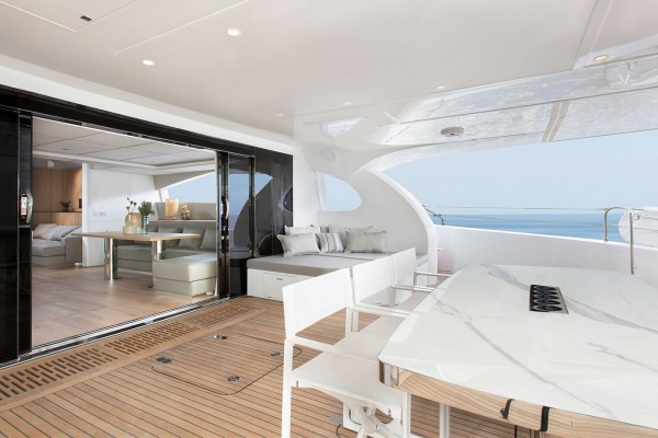 2021 Sunreef 70