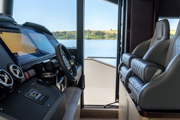 2022 Absolute Navetta 58