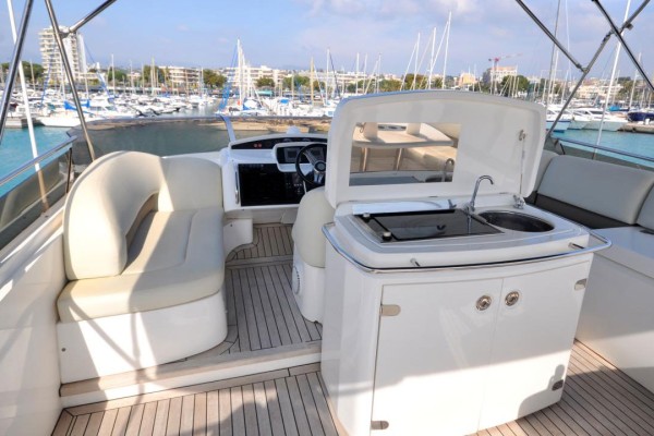 2009 Princess 58