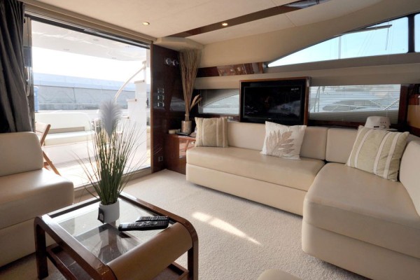 2009 Princess 58