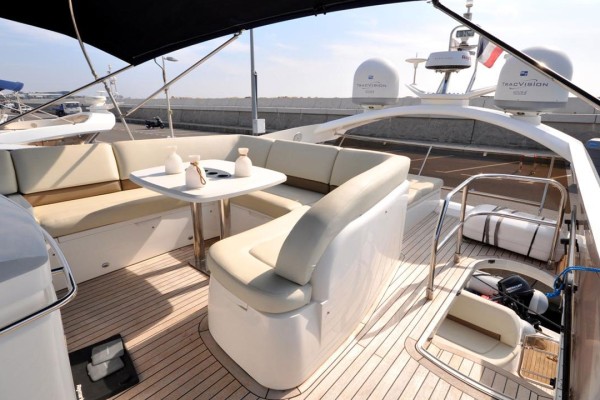 2009 Princess 58