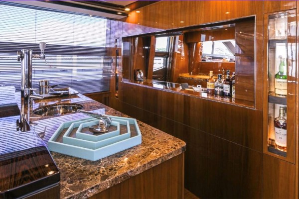 2015 Princess 82