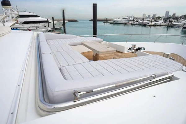 2018 Azimut Grande 30 Metri