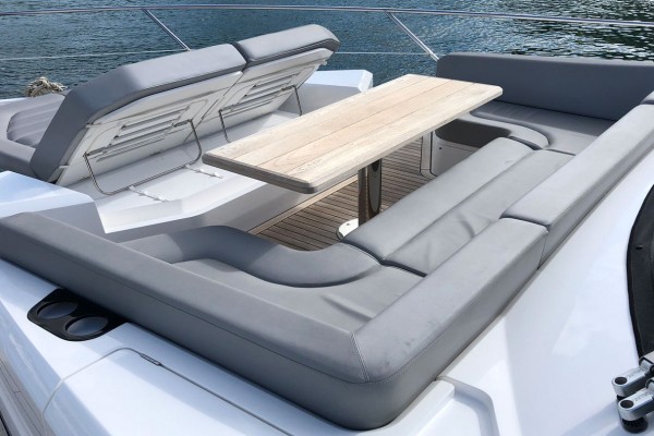 2017 Sunseeker Manhattan 66 HT