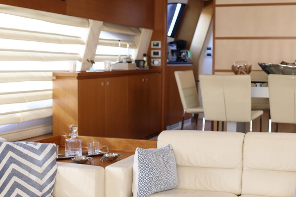 2008 Ferretti 780 HT