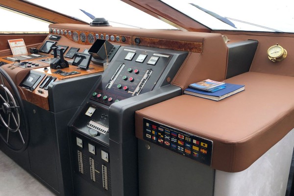 1994 Tuzla 26M Flybridge