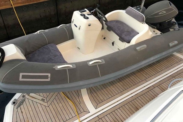 2007 Sunseeker 75 Yachts
