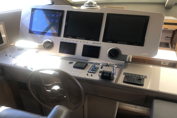 2015 Ferretti 800 HT