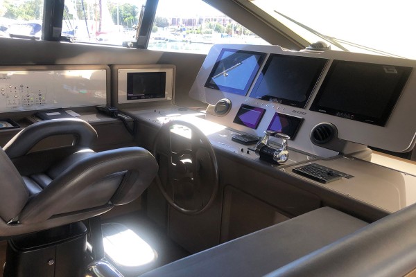 2015 Ferretti 800 HT