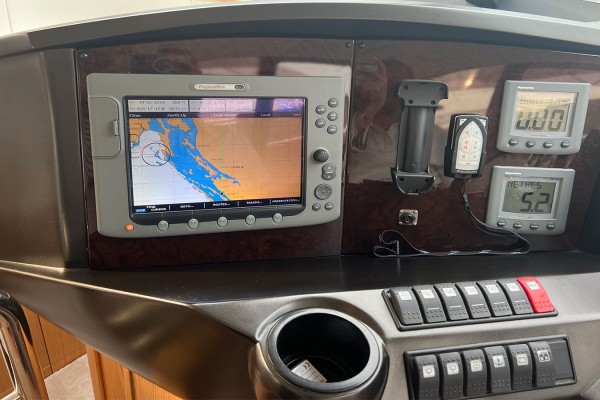 2009 Sunseeker Manhattan 52