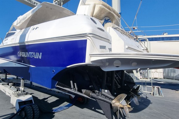 2006 Fountain 48 Express Cruiser