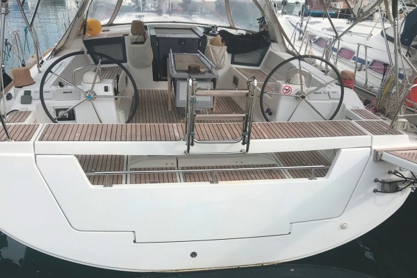 2016 Beneteau Oceanis 45