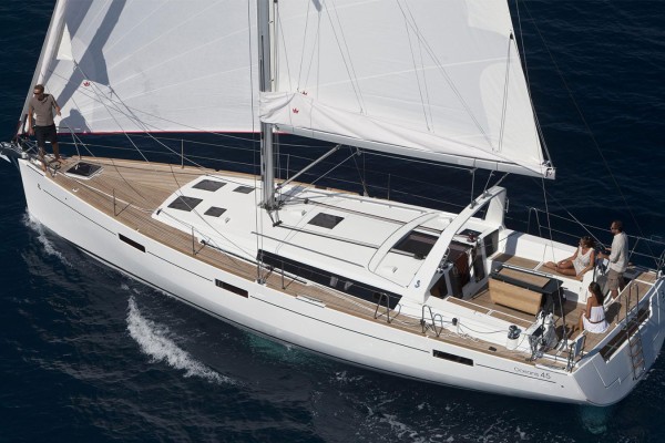 2016 Beneteau Oceanis 45