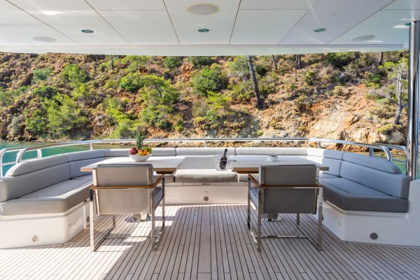 2017 Sunseeker 116 Sport Yacht
