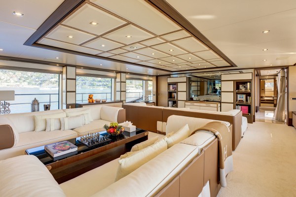 2014 Benetti Crystal 140