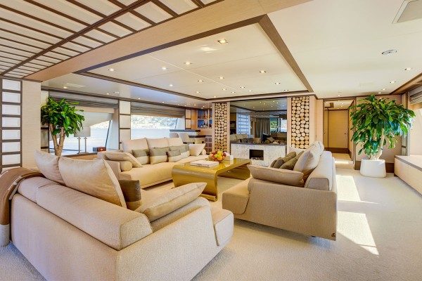 2014 Benetti Crystal 140