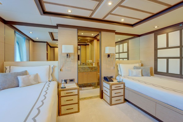 2014 Benetti Crystal 140