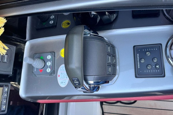 2020 Cranchi E26 Classic