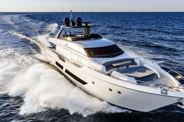 2022 Ferretti 850