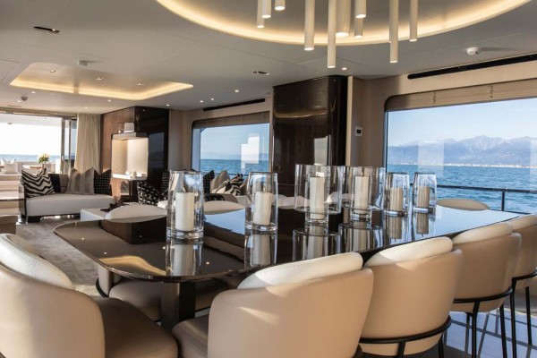 2020 Azimut Grande 32M