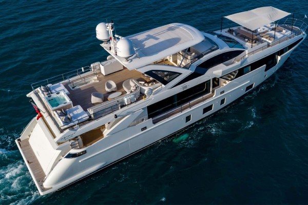2020 Azimut Grande 32M