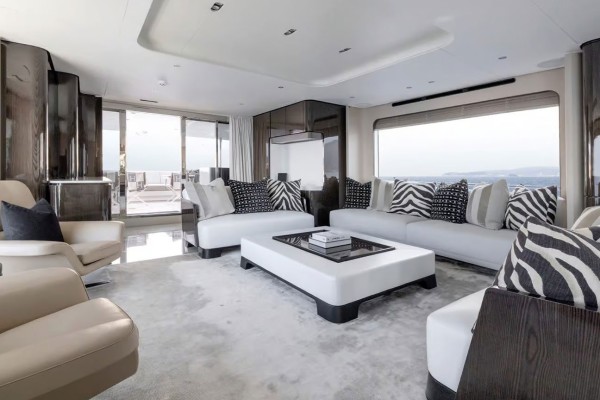 2020 Azimut Grande 32M