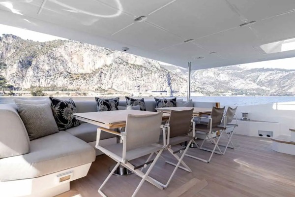 2020 Azimut Grande 32M
