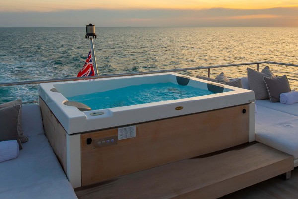 2020 Azimut Grande 32M