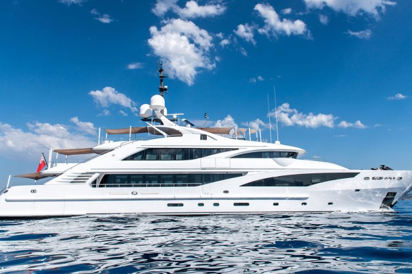 2012 Isa Yachts 50M