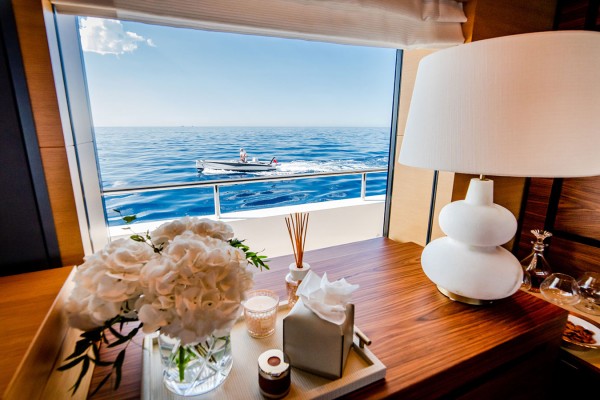 2012 Isa Yachts 50M