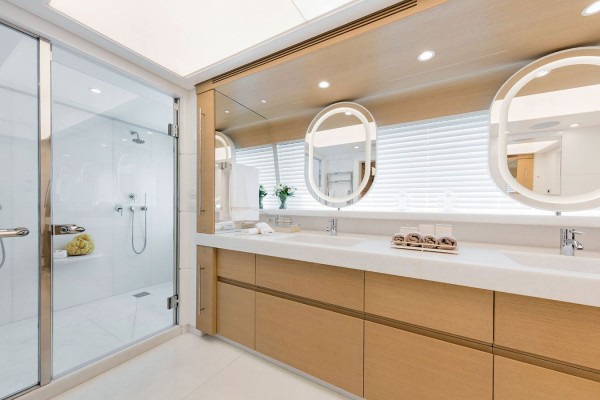 2015 Benetti 63.5m