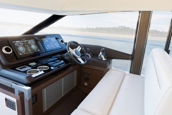 2019 Prestige 520