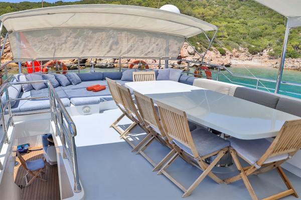 2013 Custom Motor Sailor 121