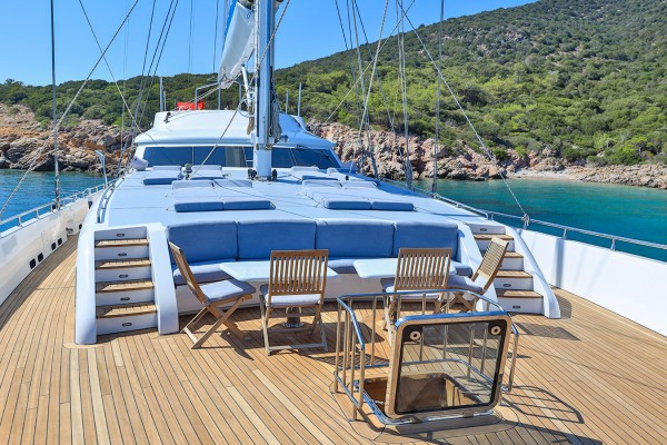 2013 Custom Motor Sailor 121