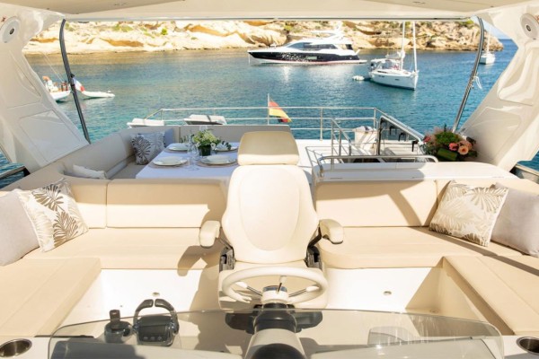 2016 Absolute Navetta 58