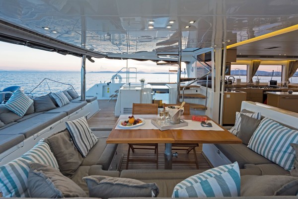 2014 Lagoon 560 S2