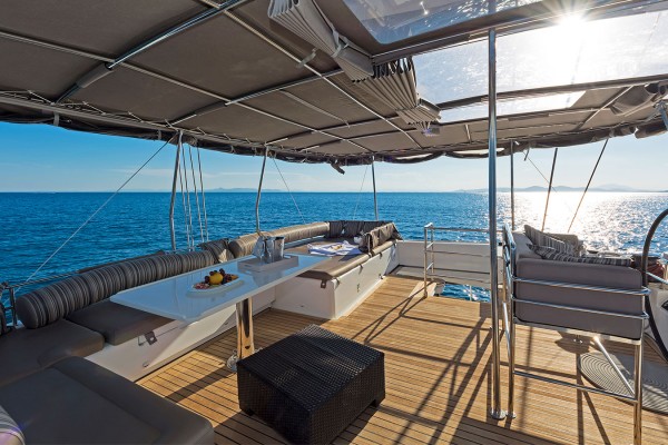 2014 Lagoon 560 S2