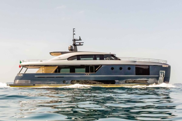 2023 Azimut Magellano 30M