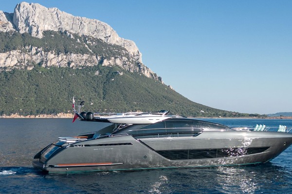2021 Riva 88 Folgore