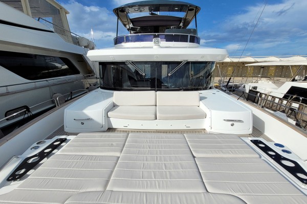 2022 Sirena 58