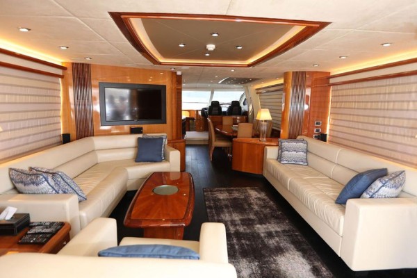 2006 Sunseeker 82 Yacht