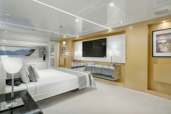 2012 Arcadia 115
