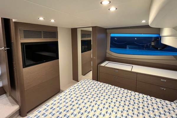 2021 Princess F50