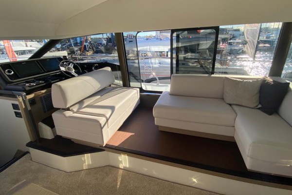 2013 Prestige 500 Fly
