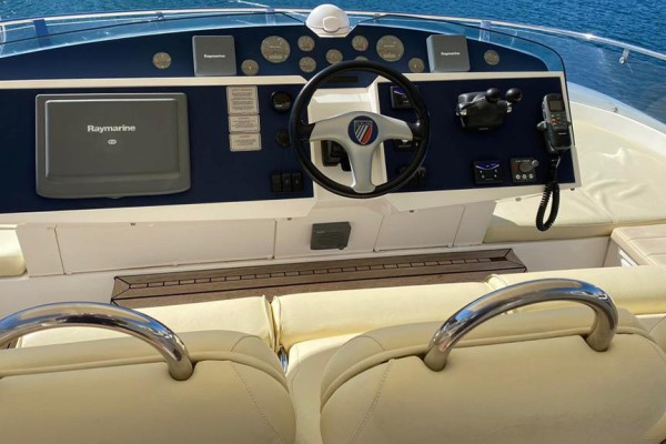 2007 Fairline Squadron 58