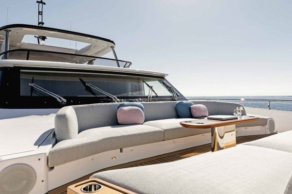 2023 Azimut Grande 26M